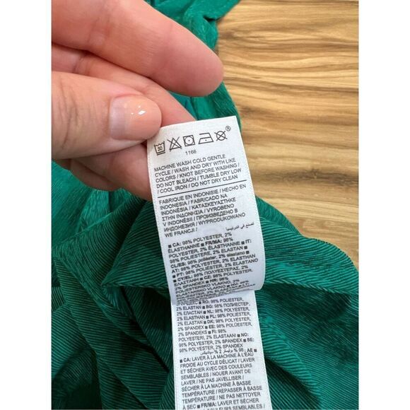 Athleta NWOT Echo Sleeveless Midi Dress Scoop Neck Lightweight Green Size S - Picture 8 of 8